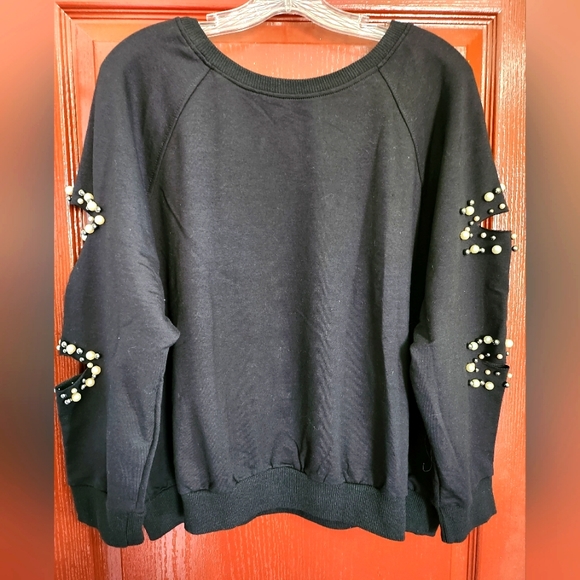 Black sweatshirt-type top with cut-outs on arms size 2XL - Picture 1 of 5